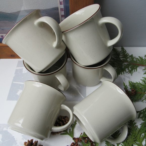 Stoneware 6 Mugs by Carla, Japan - Picture 5 of 13